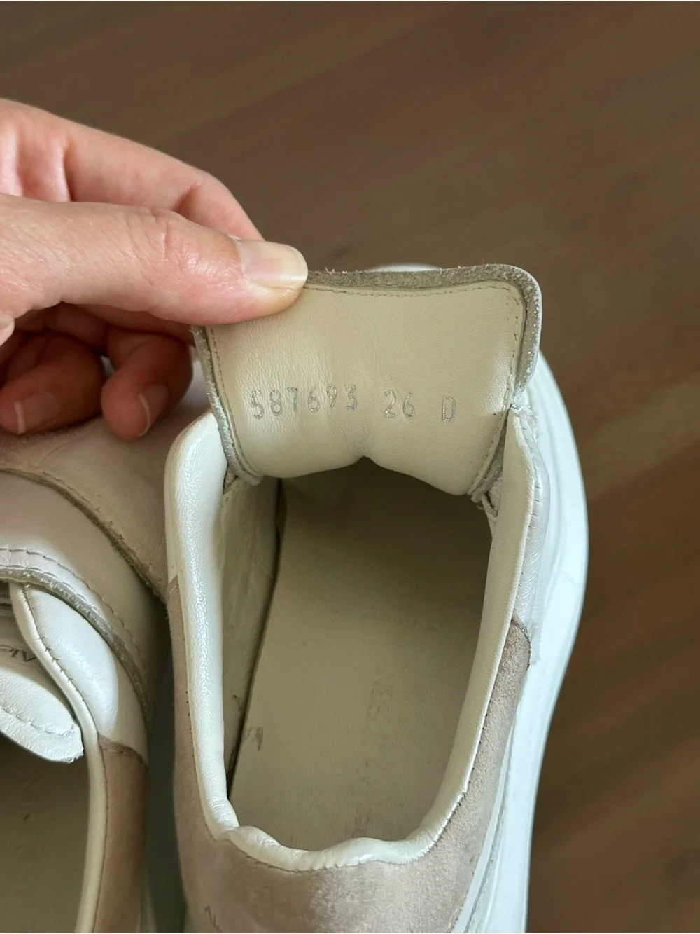 Alexander McQueen Kids Oversized Velcro Leather Sneakers EU 26